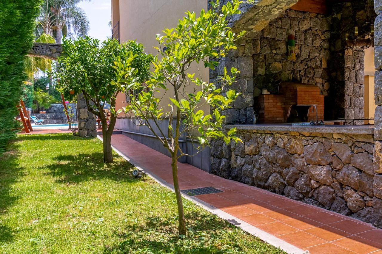 Villa Magdalena Aci SantʼAntonio المظهر الخارجي الصورة